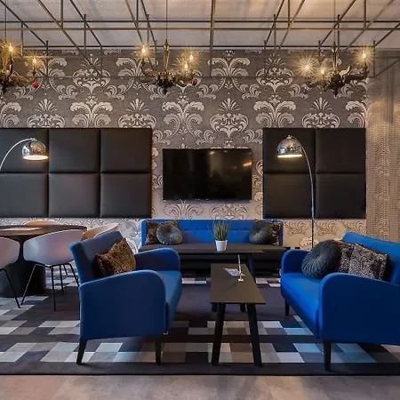 - The Niu, Square By Ihg Hotel MHG